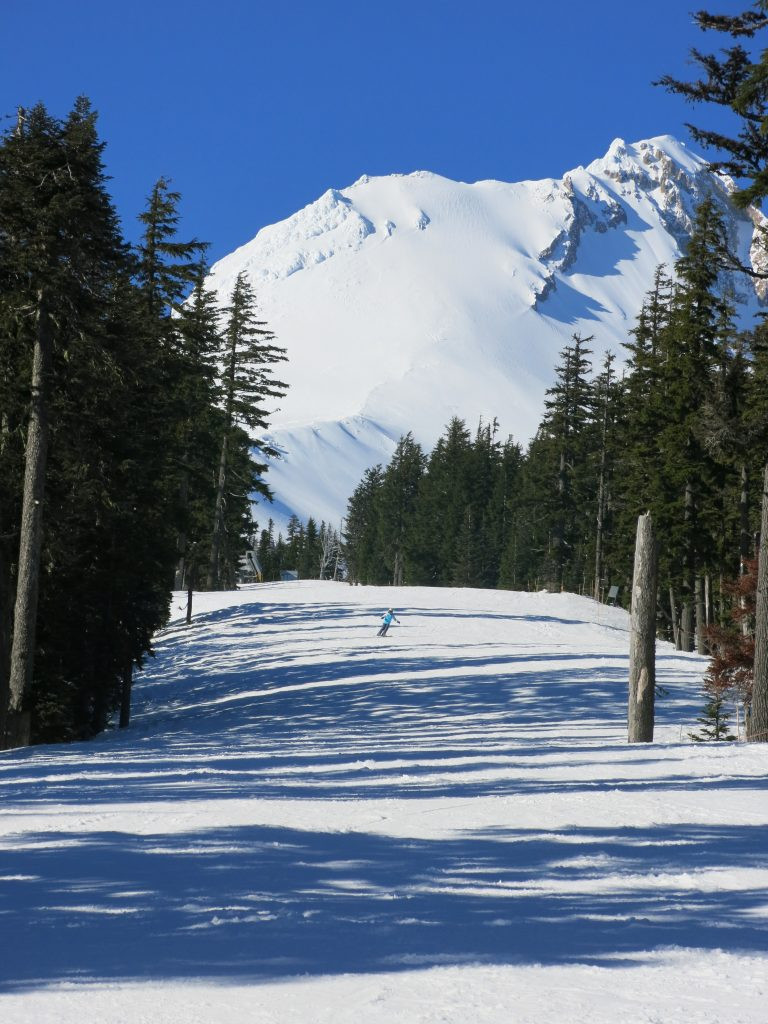 Địa hình khu vực cáp treo Hood River Express tại Meadows Ski Resort, tháng 2 năm 2017