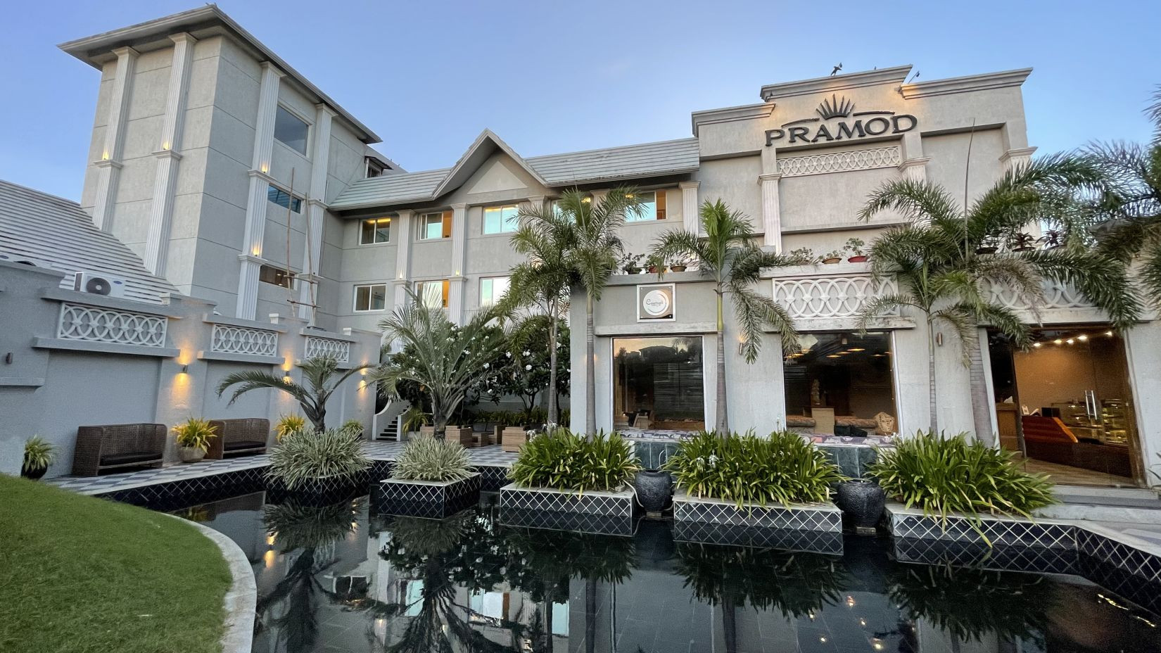 Mặt tiền Pramod Resort Puri