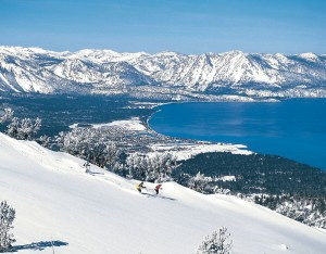 Heavenly Valley nhìn từ hồ Tahoe