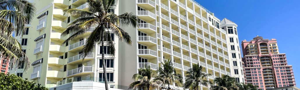 Toàn cảnh Pelican Grand Beach Resort Fort Lauderdale từ trên cao