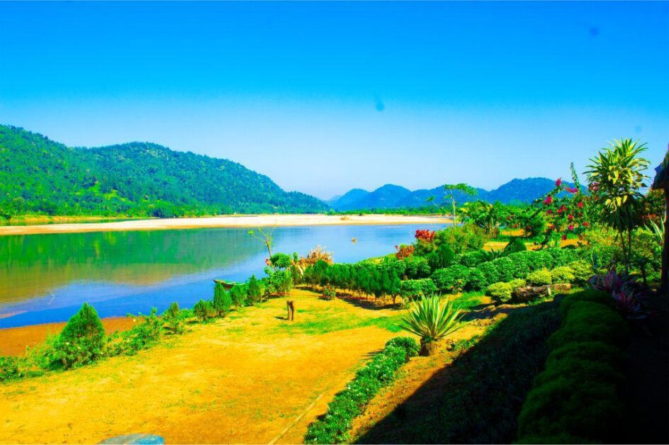 Spa thư giãn tại một resort sang trọng