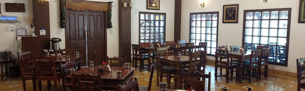 Nhà hàng Amirtham với không gian đậm chất làng quê