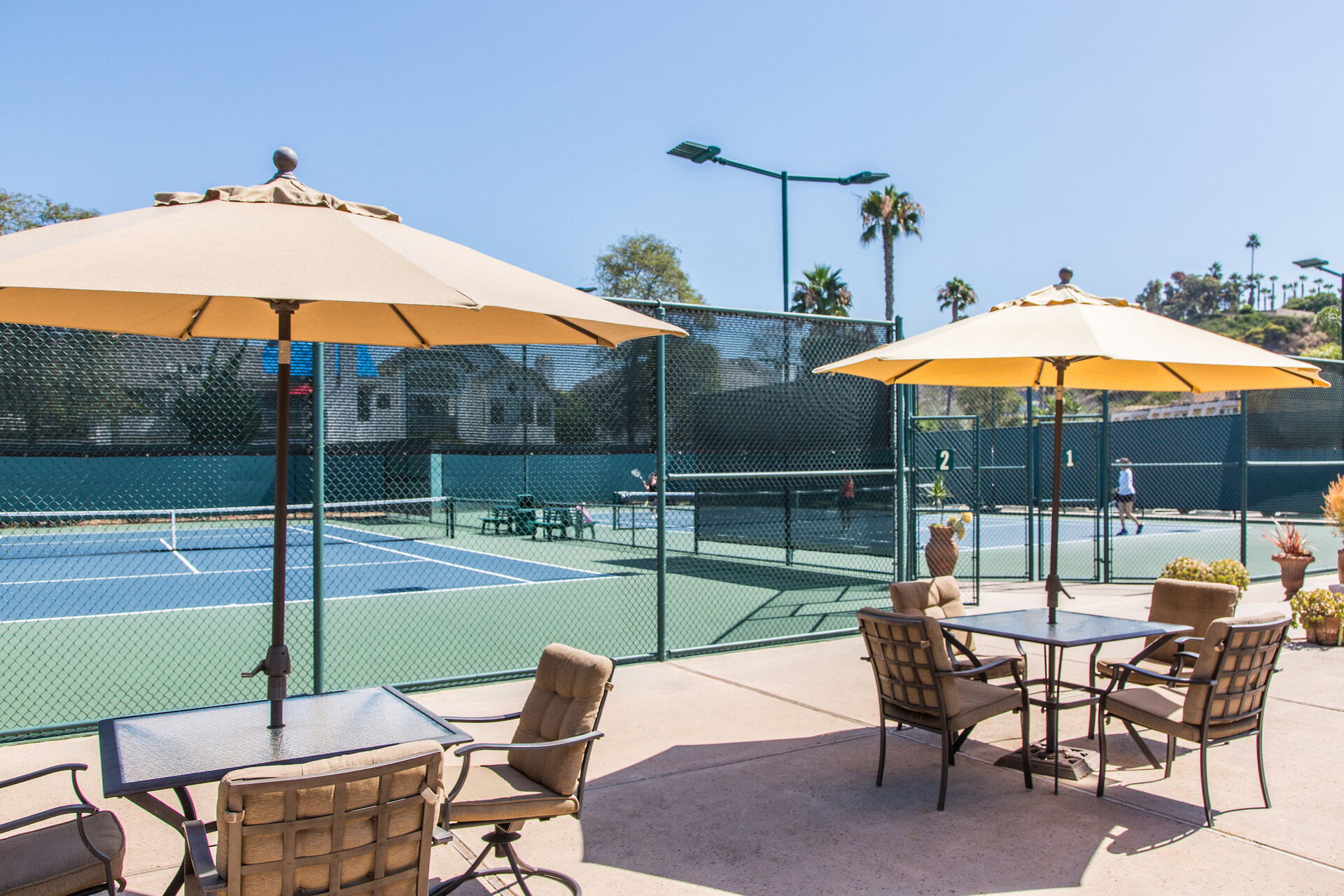 Sân tennis ngoài trời tại Winner's Circle Resort