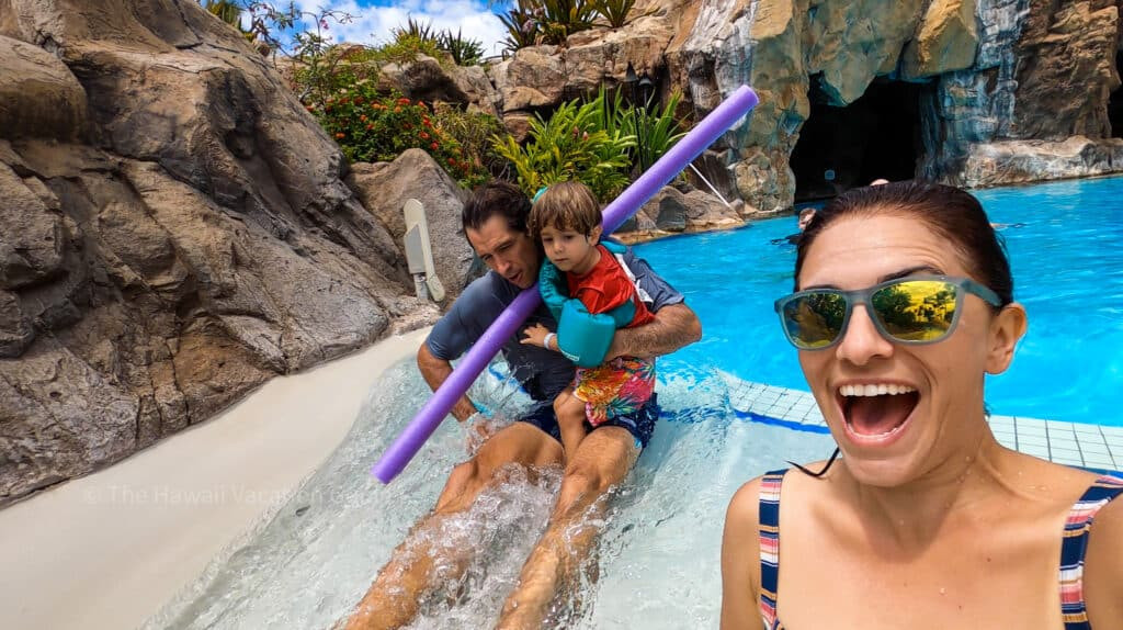 Các hồ bơi và cầu trượt nước tại Westin Ka’anapali thực sự làm cho nơi này trở nên ngoạn mục và mang lại cho nó một vị trí vững chắc là một trong những khu nghỉ dưỡng gia đình tốt nhất ở Hawaii.