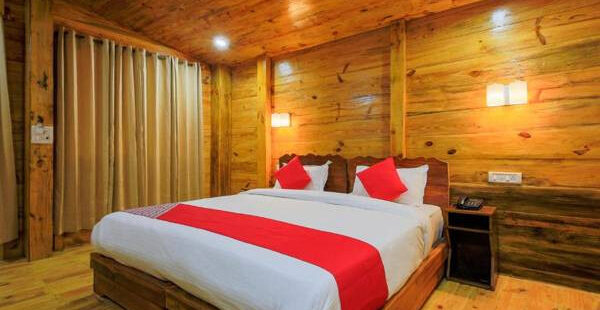 Hồ bơi riêng tại Brushwood Villa Resort
