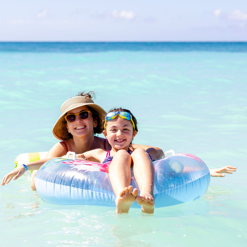 Khu nghỉ dưỡng sang trọng với hồ bơi và bãi biển riêng tại Aruba