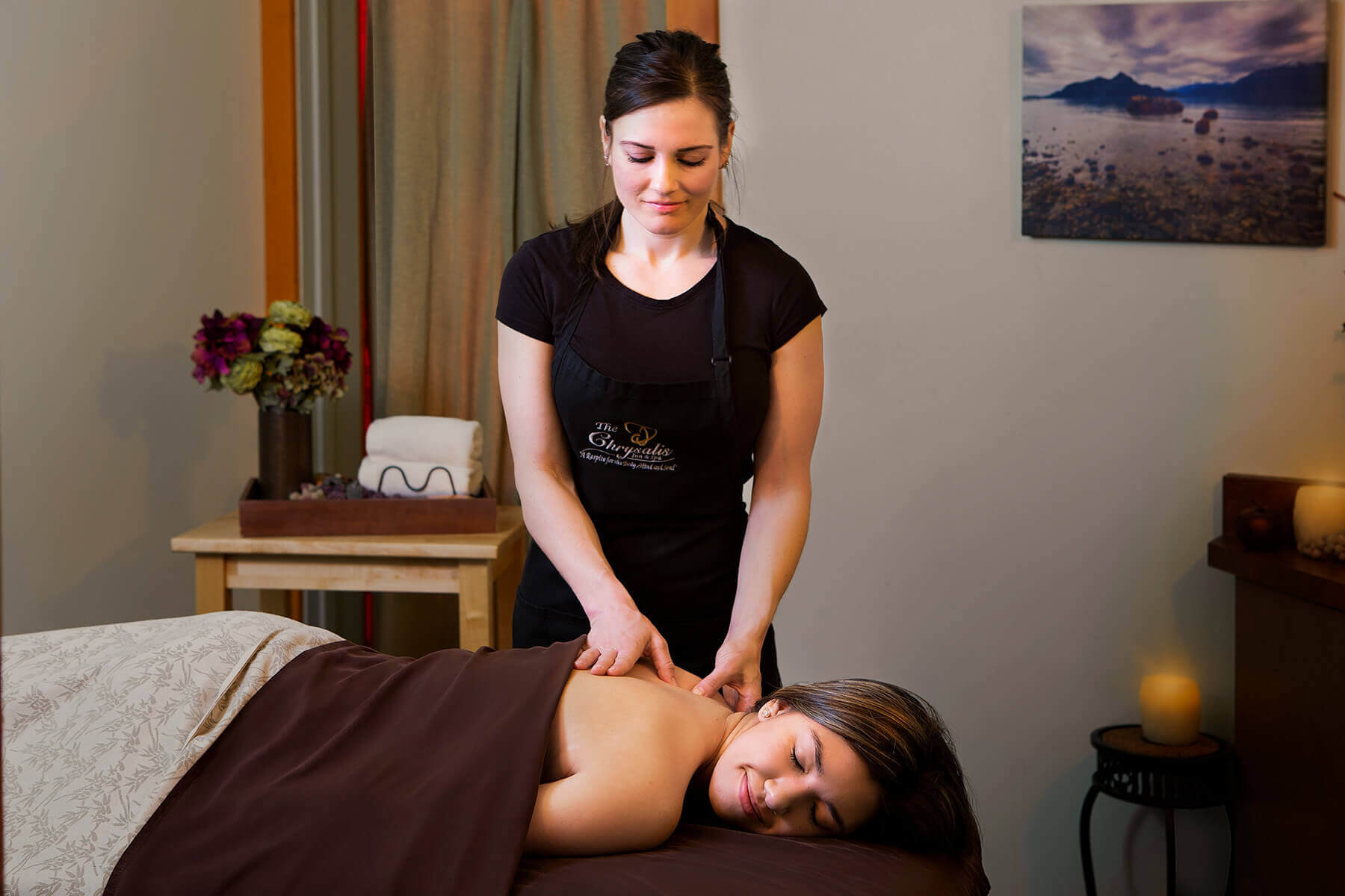 Massage tại Chrysalis Inn & Spa.