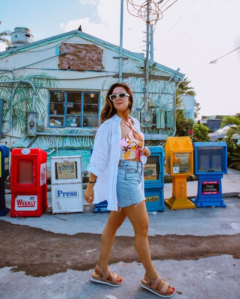 Hồ bơi tại Duck Cay Resort Florida