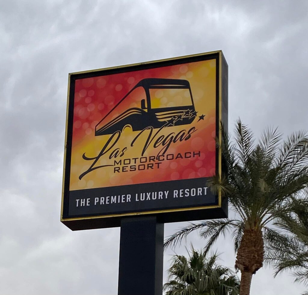 Biển báo Las Vegas Motorcoach Resort
