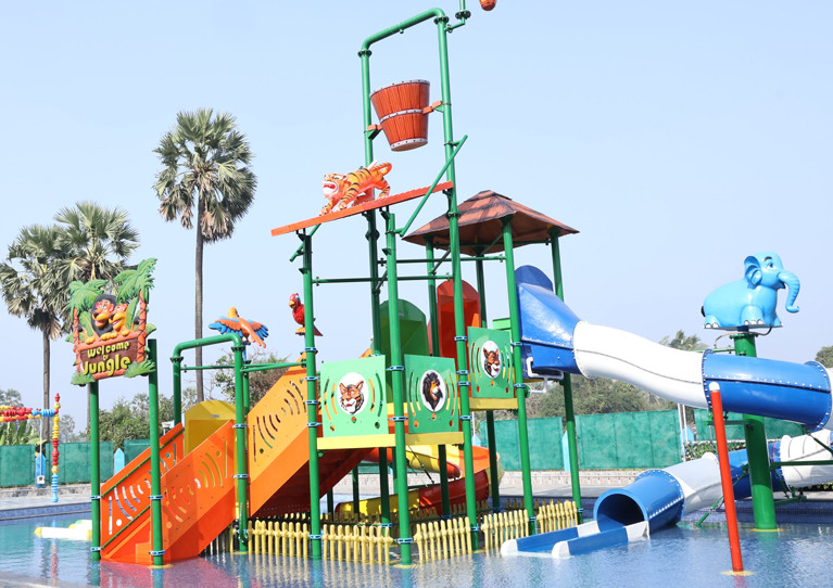 HD Beach Resort hồ bơi
