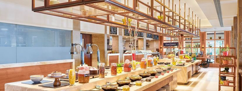 Buffet đa dạng tại The Resort Madh