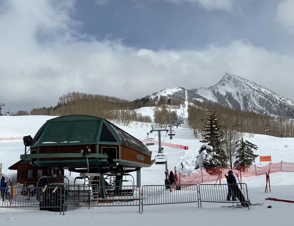 Chân bệ nâng Silver Queen tại Crested Butte, tháng 3 năm 2019