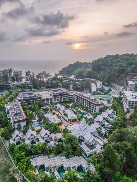 Lối đi riêng dẫn ra bãi biển từ InterContinental Phuket Resort
