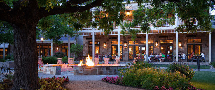 Không gian xanh mát tại Lost Pines Resort Bastrop