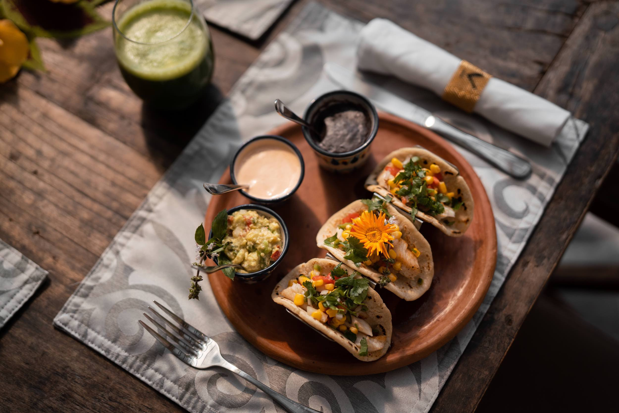luxury-hotel-atitlan-dining