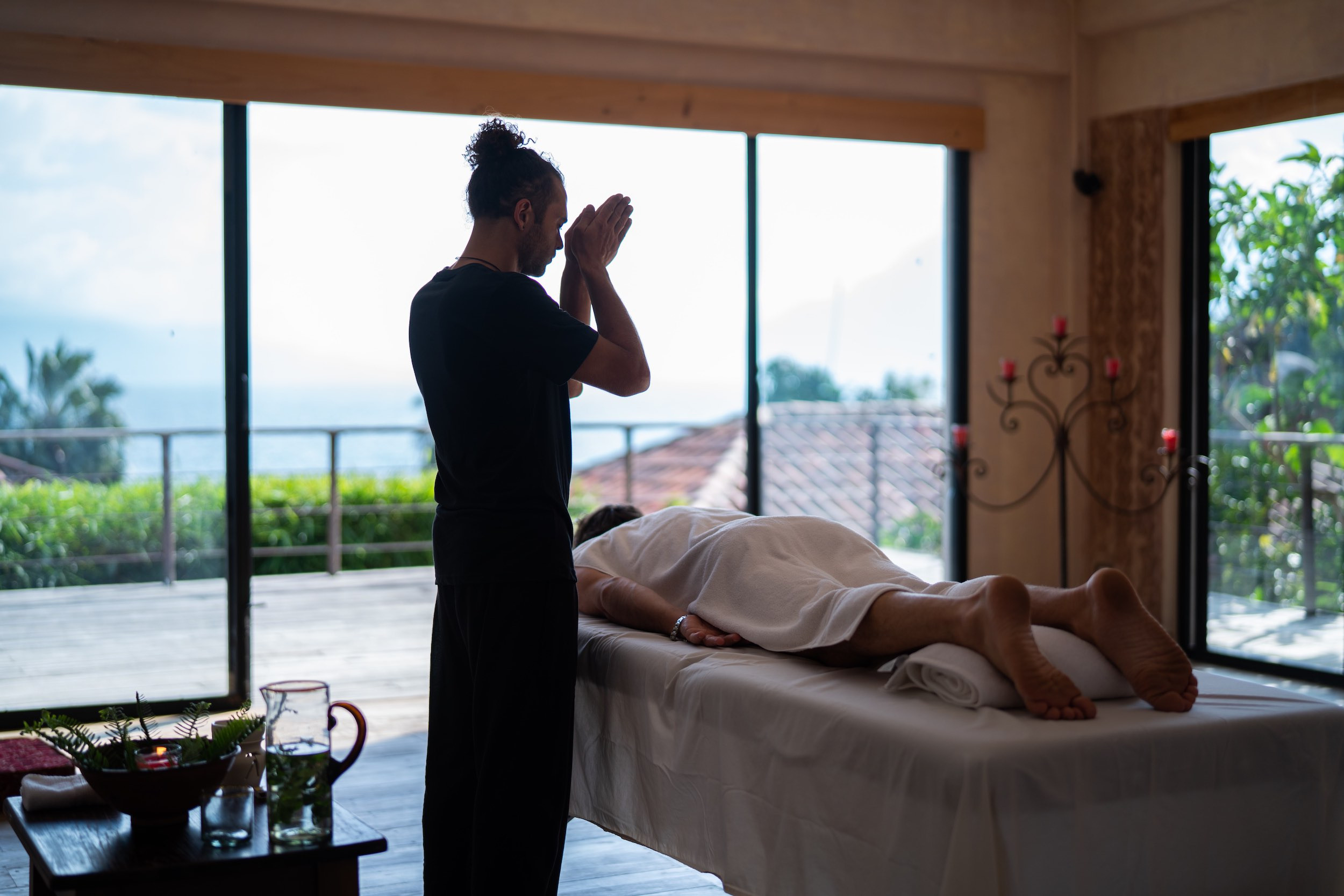 luxury-hotel-atitlan-massage-wellness