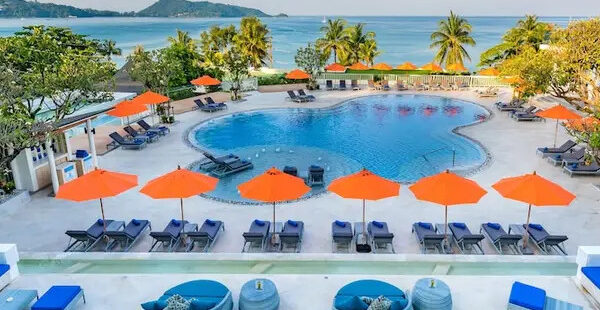 Diamond Cliff Resort & Spa, Phuket với hồ bơi vô cực nhìn ra biển
