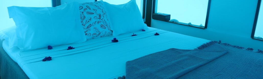 Phòng dưới nước tại Manta Resort, Pemba