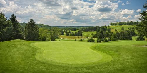 Sân golf Oglebay Resort với kiến trúc cổ điển