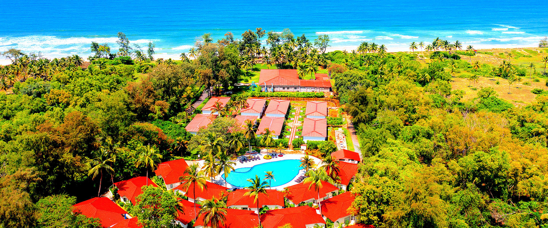 Phòng Deluxe tại Varca Le Palms Beach Resort